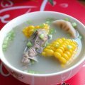 Canh sườn ninh ngô ngọt, củ sen