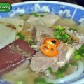 Đi ăn bánh canh đêm ở Sài Gòn 