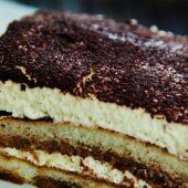 Làm tiramisu siêu dễ trong 10 phút