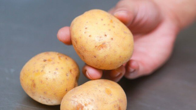 Chọn, bảo quản khoai tây thế nào cho an toàn?